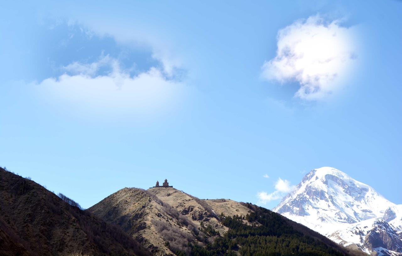 Guest House Kavtarashvili 38 Kazbegi Eksteriør billede