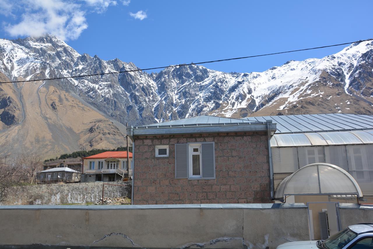 Guest House Kavtarashvili 38 Kazbegi Eksteriør billede